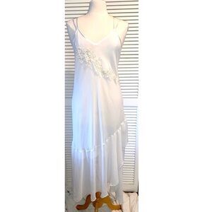 Linea Donnatella nightgown Ivory floral embroidery Large